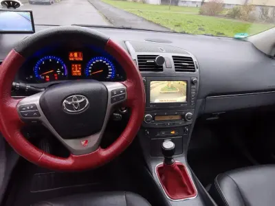 Gebraucht Toyota Avensis Executive 177 PS (130 kW) 2009 Schwarz Kombi