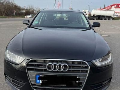 Używany Audi A4 Ambiente 150 KM (110 kW) 2015 Czarny Kombi