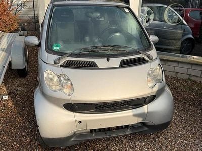 Grau Gebraucht 2002 Smart ForTwo Cabrio Cabrio | 1.550 €