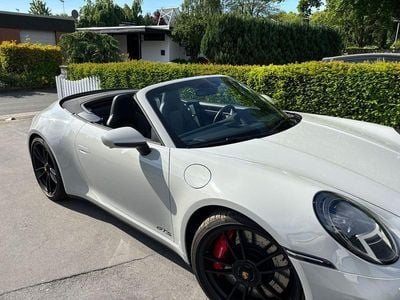 Porsche 911 Carrera GTS