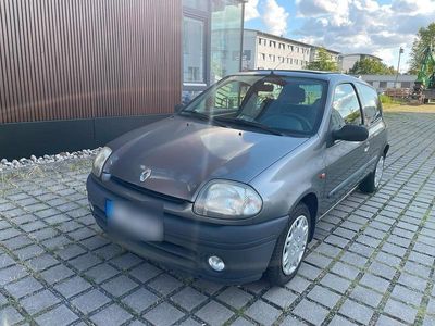 Renault Clio II