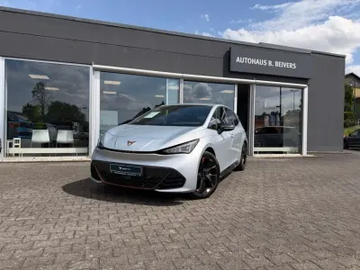 Gebraucht Cupra Born 69 kW (95 PS) 2022 Geysirsilber Kleinwagen