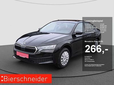 Neu Skoda Octavia Essence 116 PS (85 kW) 2026 Schwarz Limousine