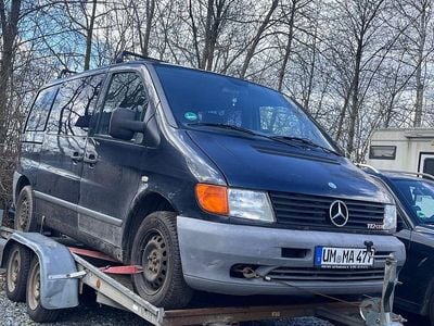 Gebraucht Mercedes Vito 122 PS (89 kW) 2003 Schwarz Van