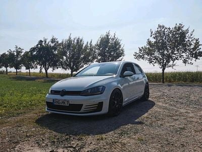 Gebraucht VW Golf VII GTI 230 PS (169 kW) 2014 Weiß Limousine