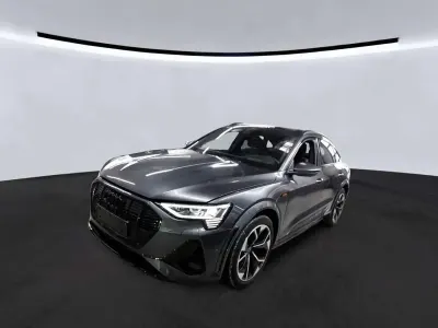 Usata Audi e-tron Sportback Ambiente 369 kW (503 CV) 2022 Grigio SUV
