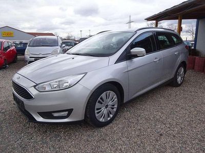 Gebraucht Ford Focus Business Edition 101 PS (74 kW) 2015 Silber Kombi