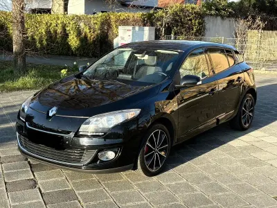 Używany Renault Mégane GrandTour 115 KM (84 kW) 2013 Czarny Kombi
