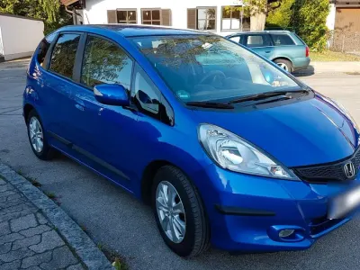 Gebraucht Honda Jazz S 100 PS (73 kW) 2012 Blau Kleinwagen