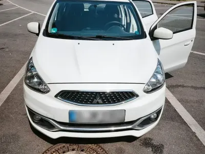 Gebraucht Mitsubishi Space Star 71 PS (52 kW) 2018 Weiß Kleinwagen