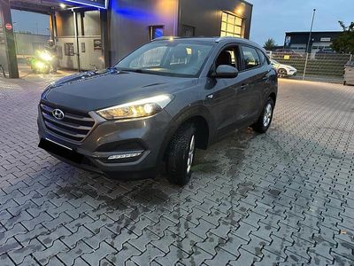 Gebraucht Hyundai Tucson Classic 132 PS (97 kW) 2018 Grau SUV