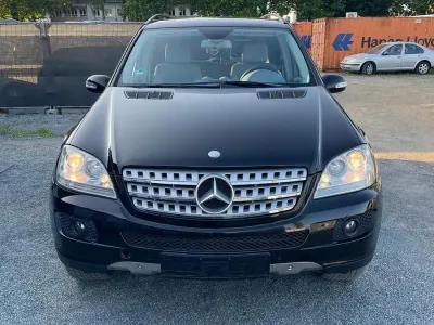 Brugt Mercedes ML320 224 HK (164 kW) 2007 Sort SUV