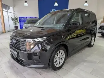 Gebraucht Ford Tourneo Courier Titanium 125 PS (91 kW) 2025 Schwarz Van / Kleinbus