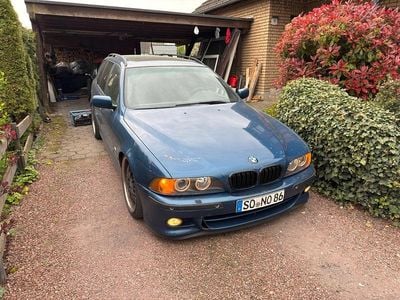 Gebraucht BMW 530 193 PS (141 kW) 2002 Blau Kombi