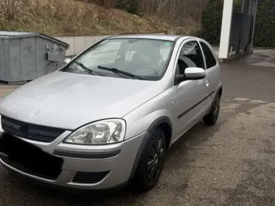 Gebraucht Opel Corsa 75 PS (55 kW) 2003 Silber Kleinwagen