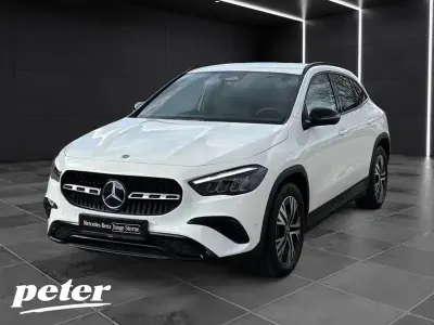 Gebraucht Mercedes GLA180 Progressive 116 PS (85 kW) 2024 Unilack polarweiß SUV