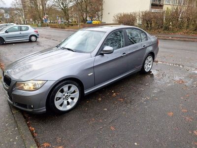 gebraucht BMW 320 i Baujahr 2009**NAVI*Schiebedach*SHZ