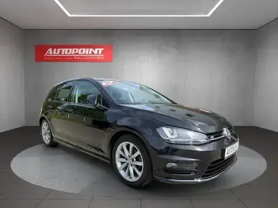 Gebraucht VW Golf VII Highline 150 PS (110 kW) 2014 Schwarz Limousine