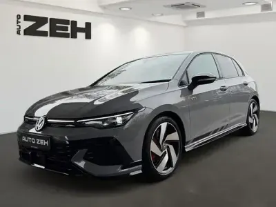Brugt VW Golf VIII GTI Clubsport 301 HK (221 kW) 2025 Grå Sedan