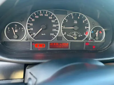 Gebraucht BMW 316 115 PS (84 kW) 2004 Silber Limousine