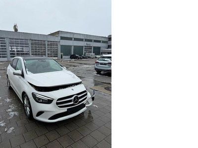 Gebraucht Mercedes B220 Edition 190 PS (139 kW) 2021 Weiß Van / Kleinbus