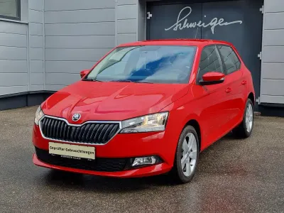 Gebraucht Skoda Fabia Cool Plus 60 PS (44 kW) 2020 Rot Kleinwagen