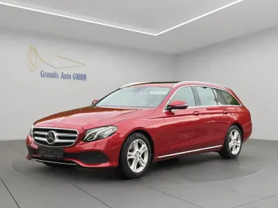 Gebraucht Mercedes E220 Avantgarde 194 PS (142 kW) 2017 Rot Kombi