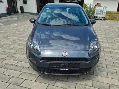 Gebraucht Fiat Punto Lounge 77 PS (56 kW) 2012 Grau Kleinwagen