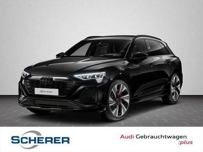 Mythosschwarz metallic (metallic) Gebraucht 2024 Audi Q8 e-tron Ambiente SUV | 60.990 € (Fairer Preis)