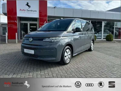 Gebraucht VW Multivan 136 PS (100 kW) 2023 Grau Van / Kleinbus