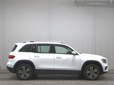 Mercedes GLB200