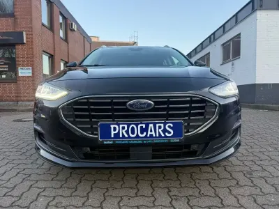 Gebraucht Ford Focus Titanium 125 PS (91 kW) 2022 Schwarz Limousine