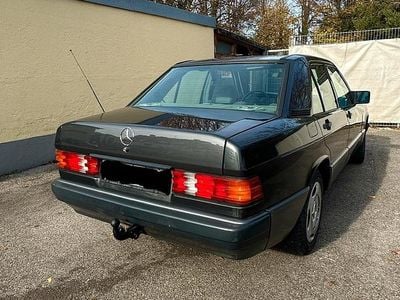 Gebraucht Mercedes 190 108 PS (79 kW) 1993 Schwarz Limousine