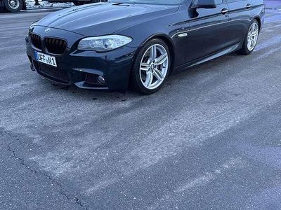 Second-hand BMW 530 Sport Line 258 CP (189 kW) 2013 Negru Break