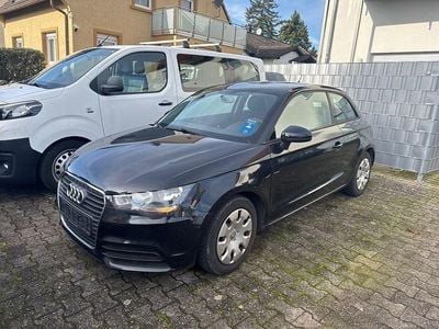 Schwarz Gebraucht 2011 Audi A1 Attraction | 4.800 € (Fairer Preis)
