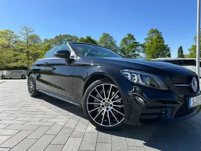 Gebraucht Mercedes C300 AMG 258 PS (189 kW) 2023 Schwarz Cabrio