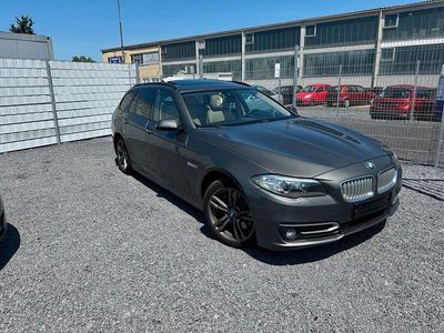 Silber Gebraucht 2014 BMW 530 Kombi | 8.900 € (Fairer Preis)