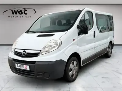 Usata Opel Vivaro 326 CV (239 kW) 2012 Bianco Monovolume