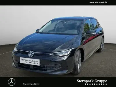 Gebraucht VW Golf VIII Life 116 PS (85 kW) 2024 Schwarz Limousine