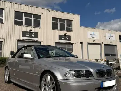 Gebraucht BMW 320 Cabriolet M Sport 170 PS (125 kW) 2002 Silber Cabrio