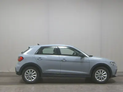 Gebraucht Audi A1 Comfort 110 PS (80 kW) 2021 Grau SUV