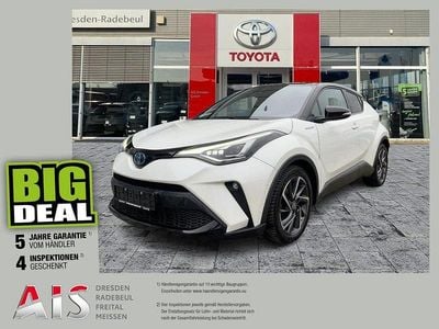 White pearl / black Gebraucht 2019 Toyota C-HR Style SUV | 19.999 € (Fairer Preis)