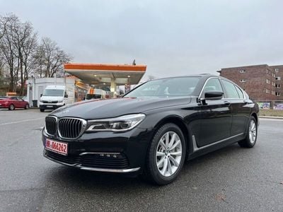 BMW 730