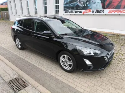 Gebraucht Ford Focus Titanium 150 PS (110 kW) 2021 Schwarz Limousine