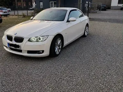 Gebraucht BMW 330 218 PS (160 kW) 2008 Weiß Cabrio