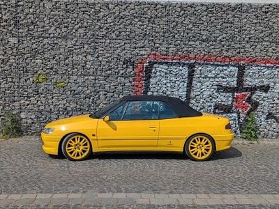 Gebraucht Peugeot 306 Cabriolet 132 PS (97 kW) 1998 Gelb Cabrio