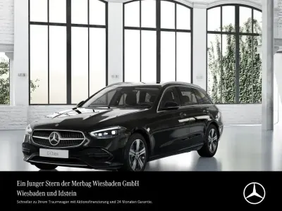 Gebraucht Mercedes C300e Avantgarde 2023 Schwarz Kombi