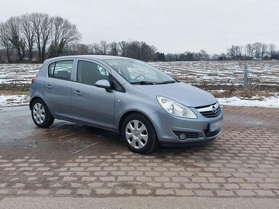 Używany Opel Corsa Edition 80 KM (58 kW) 2010 Szary Hatchback