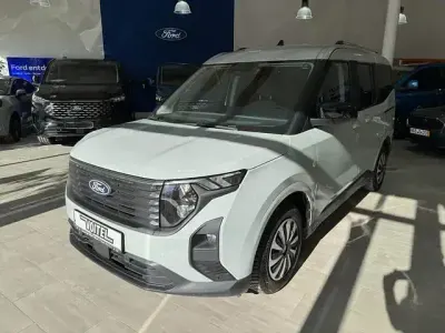 Gebraucht Ford Tourneo Courier Titanium 125 PS (91 kW) 2024 Grau Van / Kleinbus