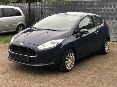 Blau Gebraucht 2016 Ford Fiesta Trend Kleinwagen | 6.900 € (Fairer Preis)